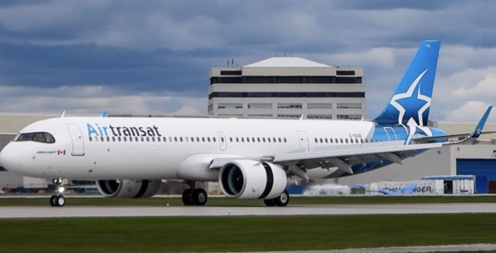 Thumbnail photo of a Airbus A321 aircraft