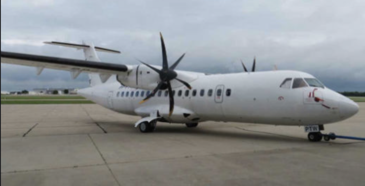 Thumbnail photo of a ATR 42 aircraft