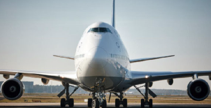 Thumbnail photo of a Boeing 747-400 800 aircraft